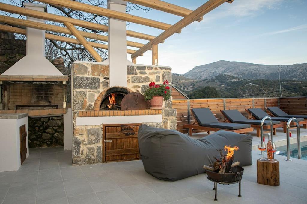 Lasithi Luxury Villa Mesa Lasithi Esterno foto