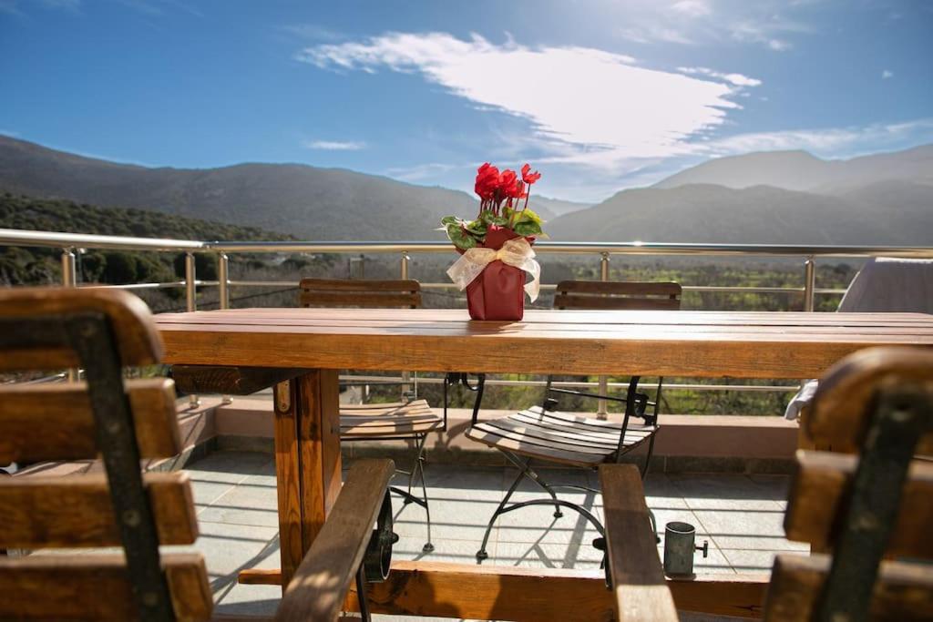 Lasithi Luxury Villa Mesa Lasithi Esterno foto