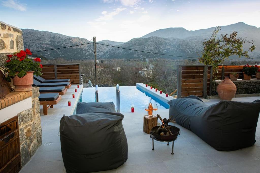 Lasithi Luxury Villa Mesa Lasithi Esterno foto